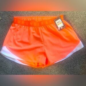 NWT Under Armour Small Women’s Shorts